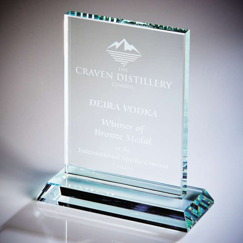 Clear Glass Rectangle (In Presentation Case) Award 155mm – Clear